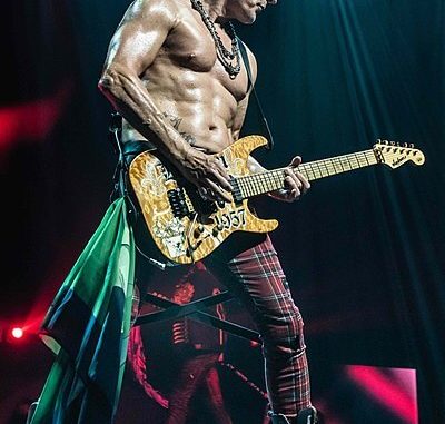 DefLeppardSidebar_061722.PhilCollen.KevinNixon.jpg