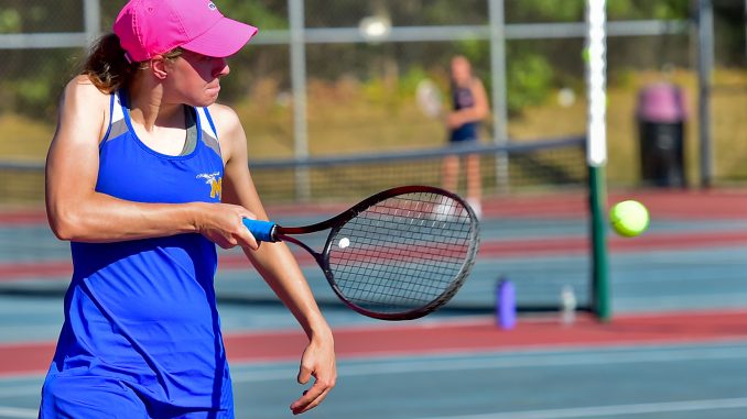 Solowinska-mattituck-tennis-1.jpg