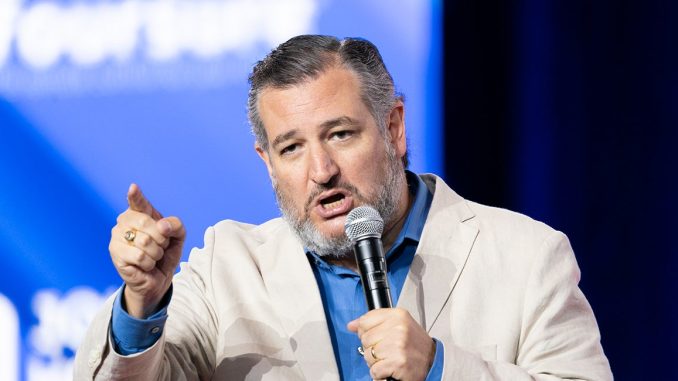 Ted-Cruz-at-CPAC-2022.jpg