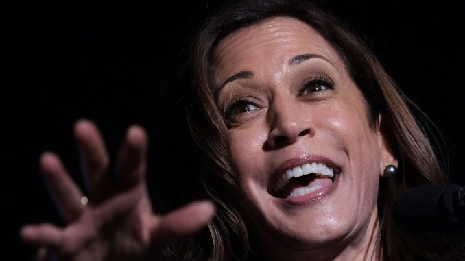 221002_kamalaharris-scaled.jpg