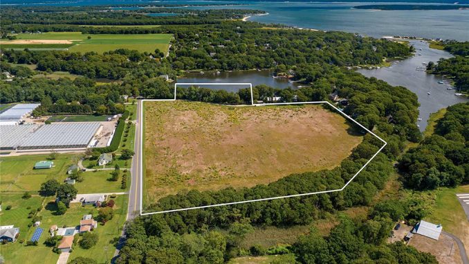 NewSuffolkAvenue_PeconicLandTrust.jpg
