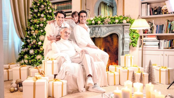 AndreaBocelli_120922_Family-scaled.jpg