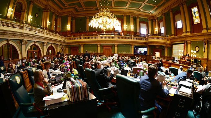 Colorado-State-House.jpg