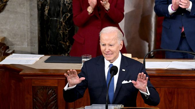 Biden-hands-sotu.jpg