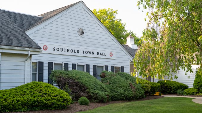 Southold-Town-Hall-1200-1.jpg