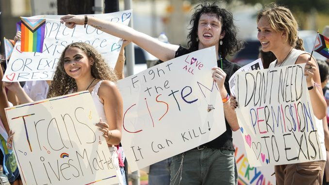 Trans-Protest-cistem.jpg