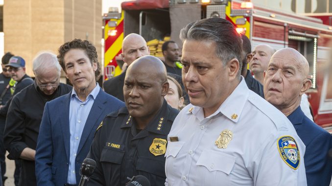 Joel-Osteen-police.jpg