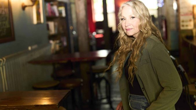 Joan_Osborne_PhotoCred-LauraCrosta_7282-scaled-1-scaled.jpg